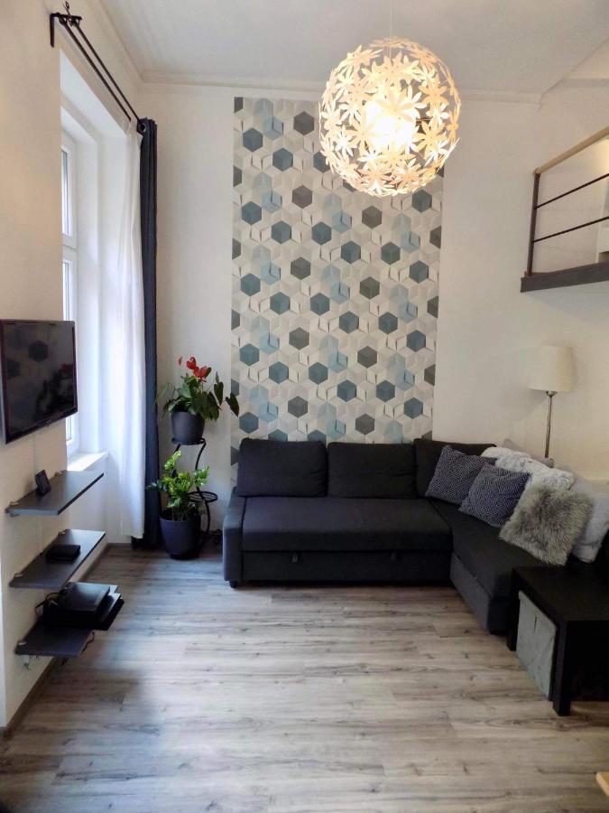 Leo22 Apartman Budapest Exterior photo